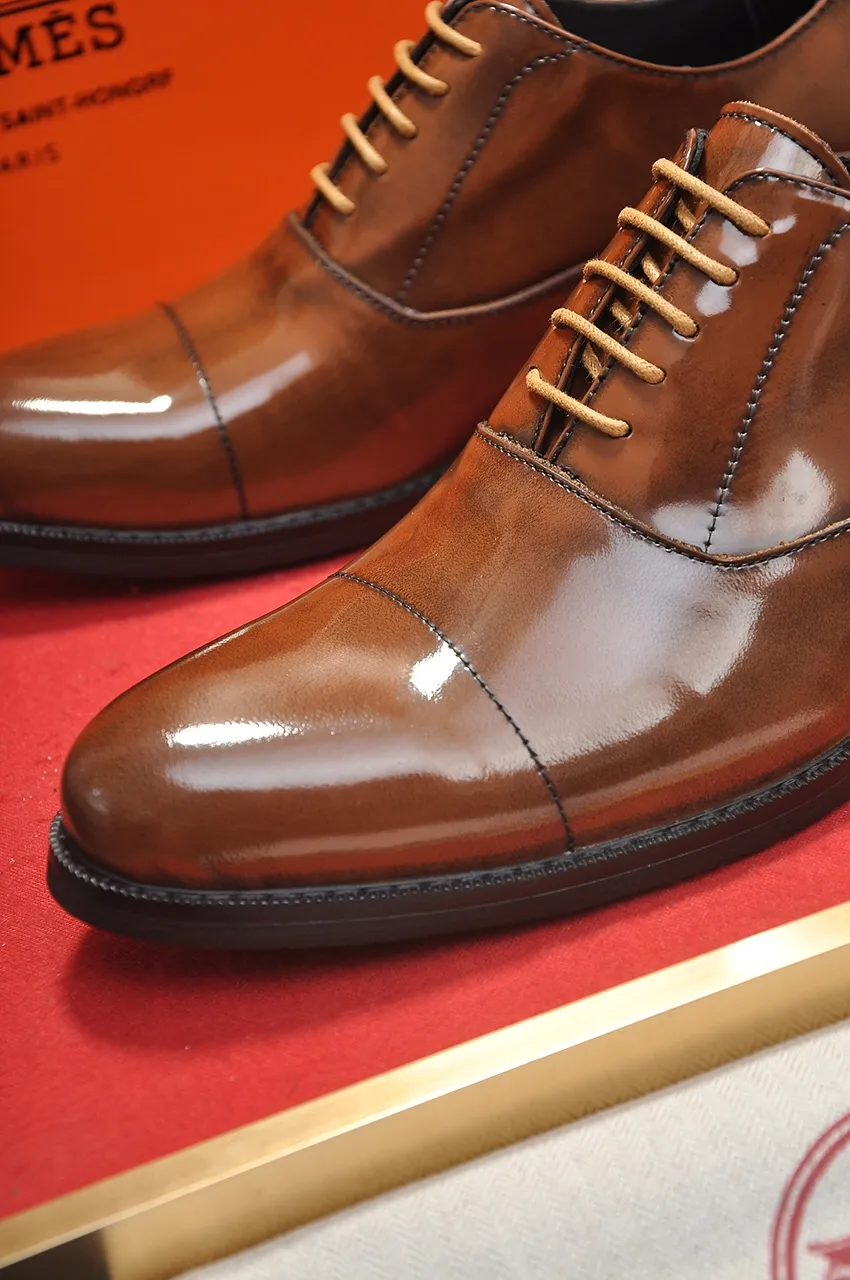 Men's shoes💰460💶[HERMES] (sheepskin lining)🍀Italian top luxury🍀He does not pursue novel styles and gorgeous colors, but attracts the favor of successful men with his flawless, elegant and classic style! This very, very comfortable, simple and stable style makes it easy to match any style! The pattern is absolutely 1:1 refined from the original case, and we strive for excellence in materials, imported cowhide + sheepskin lining💪💪💪extraordinary texture👍! .Black Brown Size: 38-45 (45 customized)